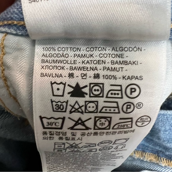 LEVI’S White Label Orange Tab Light Wash Jean Shorts Rolled Cuff Womens 25 In - Picture 6 of 6